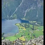 Staburet Eresfjord Bat Leies Casa vacanze *