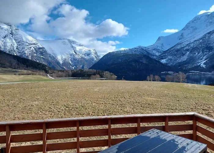 Staburet Eresfjord Bat Leies *